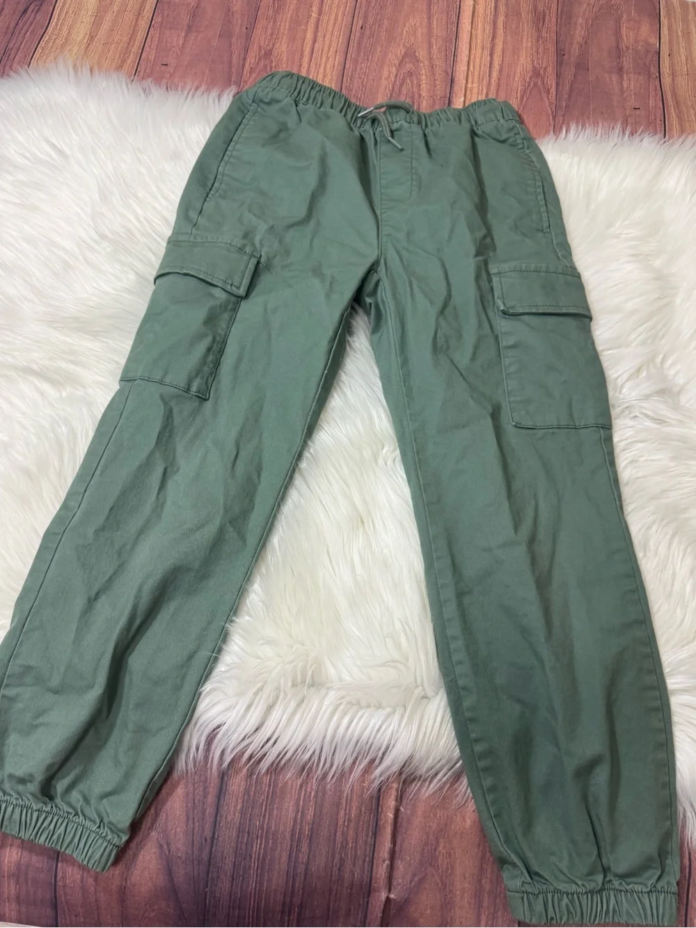 GAP Kids Green Cargo Jogger Pants - Boys Size M (8–9)